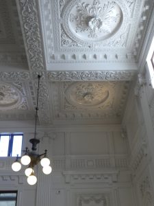Prächtige Bahnhofshalle in Seattle